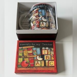 Lang And Wise Bookshelf 📚 Apple 🍎 “Especially For My Teacher“- Coffee Mug